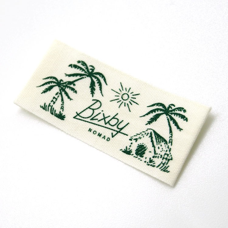 服裝領(lǐng)標(biāo)批發(fā) 電腦鉤邊機兩邊折衣領(lǐng)標(biāo)識 衣服織嘜標(biāo)logo可設(shè)計