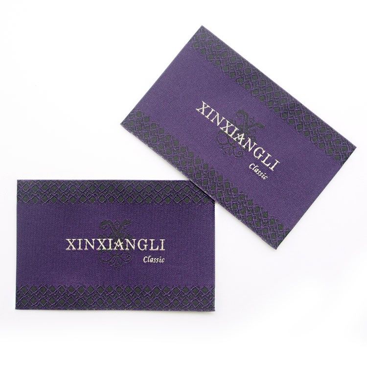 新款高密度織嘜男女服裝商標(biāo)領(lǐng)標(biāo)親膚勾邊木梭機輔料批發(fā)可設(shè)計